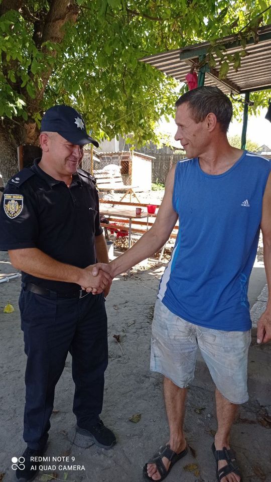 На Львівщині знайшли безвісти зниклу школярку. Фото поліції