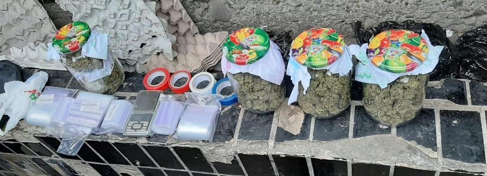 Завдяки інформації в Telegram у Львові затримали двох закладчиків наркотиків. Фото: Поліція Львівської області