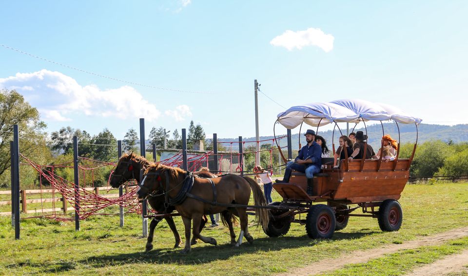 Львів’ян кличуть на ковбойські вікенди. Фото: COWBOYKY: Український дикий захід