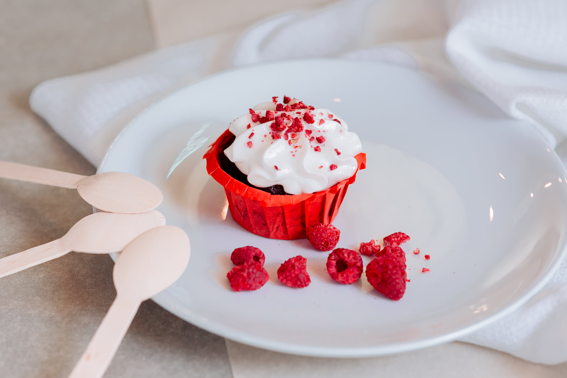 На Грушевського відкрили ресторан здорової вуличної їжі. Фото: Mood Street Food