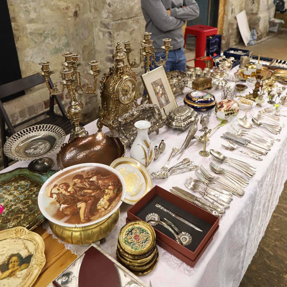 Львів’ян кличуть на блошиний ринок просто неба. Фото: Дмитро Яровий