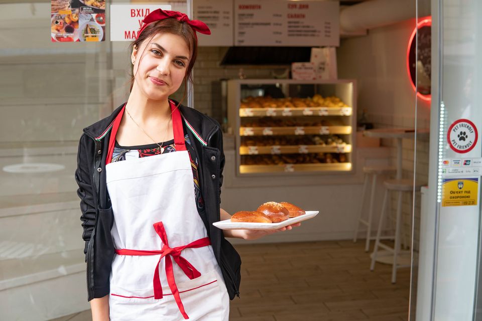 На Кривій Липі відкрили пиріжкову. Фото: Пара булок і компот/Facebook