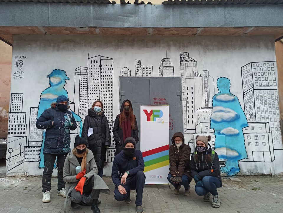 У Львові з'явився мурал пам'яті безпритульних. Фото: Молодь за мир