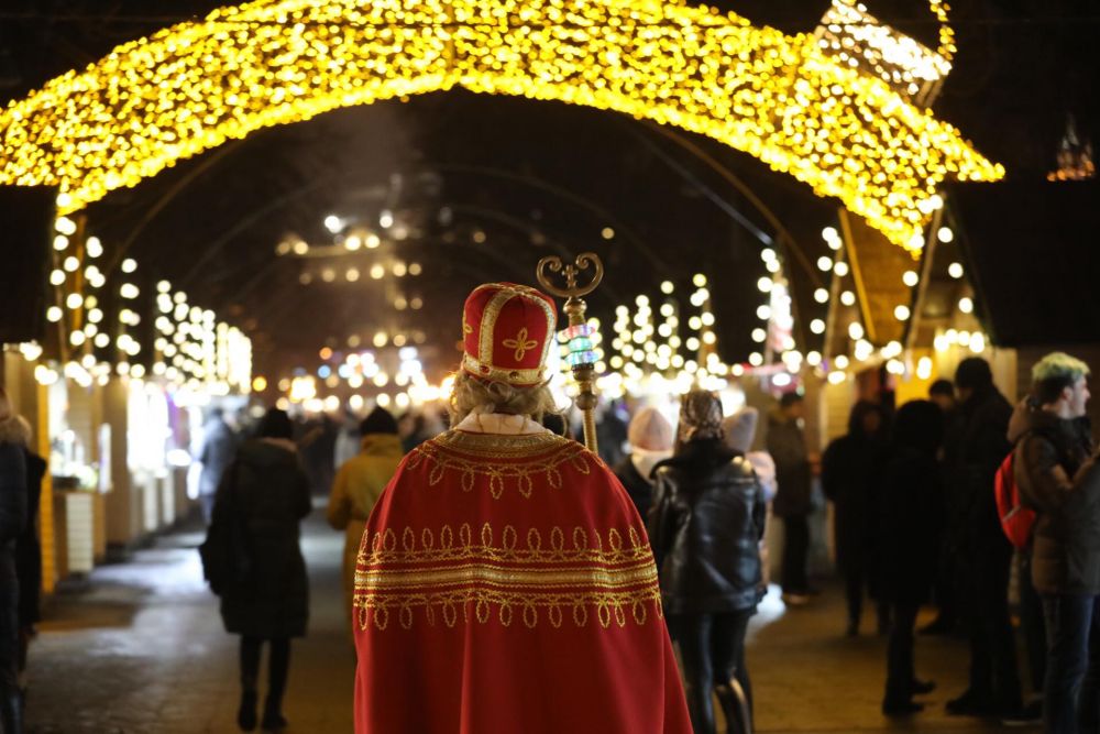 В центрі Львова встановили ялинку. Фото: Львівська міська рада