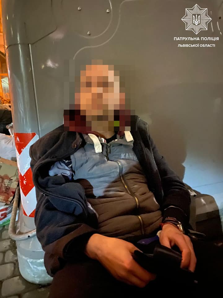 В центрі Львова затримали небезпечного грабіжника. Фото поліції 