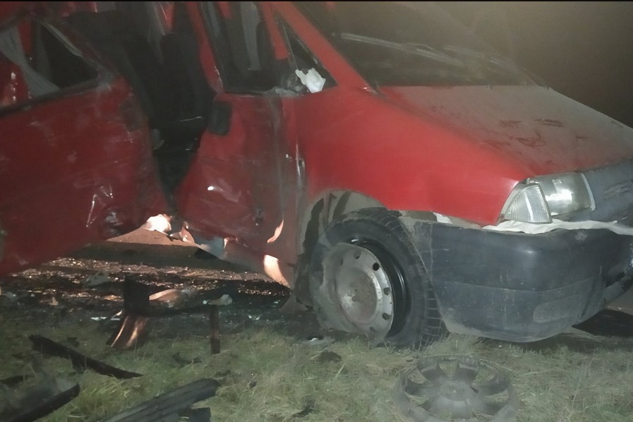 В ДТП на Львівщині травмувалися двоє людей. Фото поліції