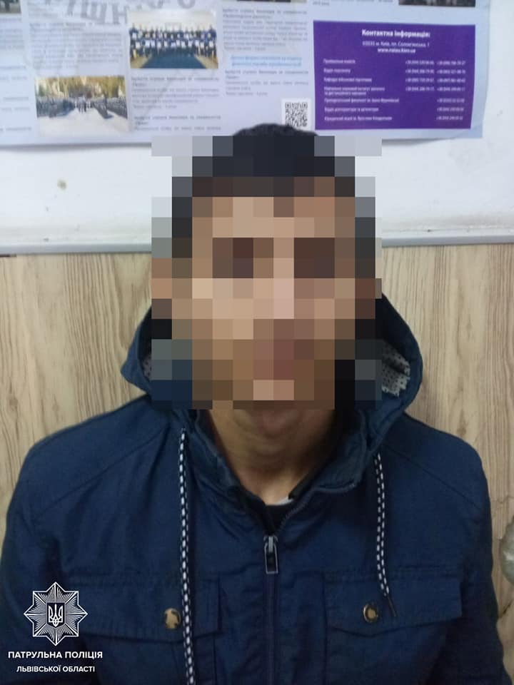 У Львові затримали банду крадіїв. Фото поліції