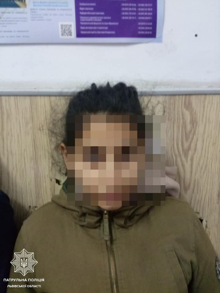 У Львові затримали банду крадіїв. Фото поліції