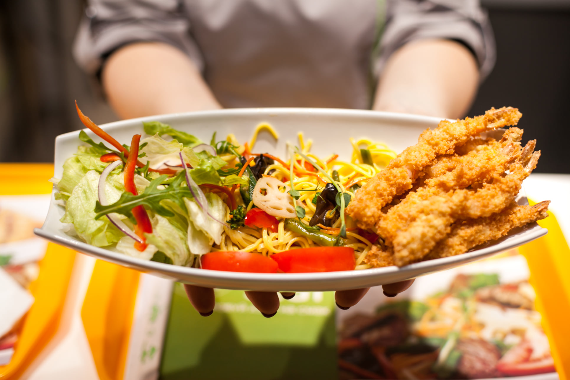 В центрі Львова відкрили ресторан паназійської кухні. Фото: Asia Star/Facebook