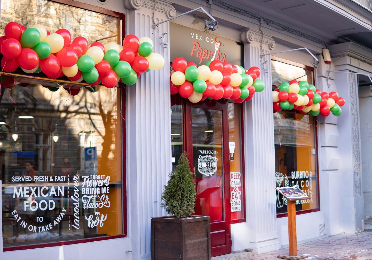 В центрі Львова відкрили перший мексиканський фаст-фуд. Фото: Paprika/Facebook