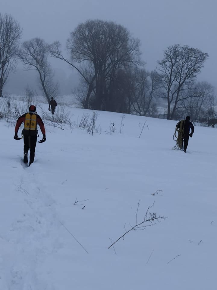 Зі Західного Буга витягли труп. Фото: Центральна рятувально-водолазна служба