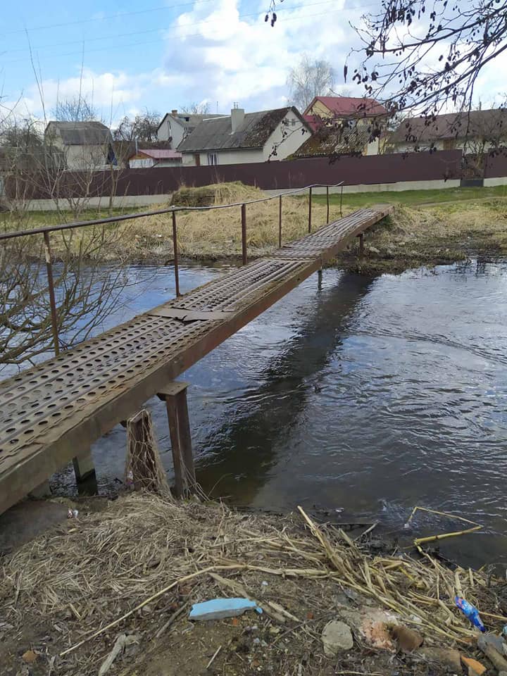 З річки Шкло витягли труп. Фото: Центральна рятувально-водолазна служба