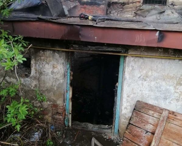 Пів сотні рятувальників гасили пожежу у львівському музеї. Фото: ГУ ДСНС