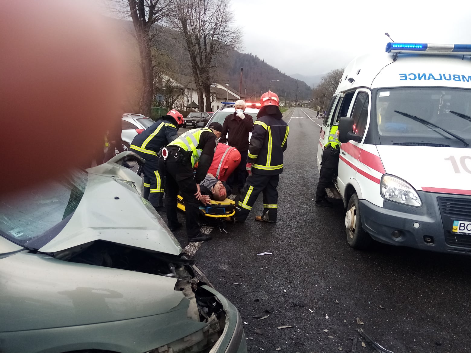 В ДТП біля Сколе постраждали троє дітей. Фото: Сколівський РВ ГУ ДСНС Львівської області 