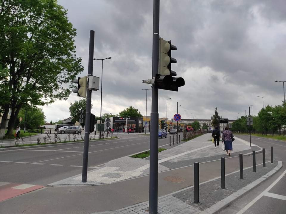 У Львові встановлюють розумні світлофори. Фото: Зручне місто