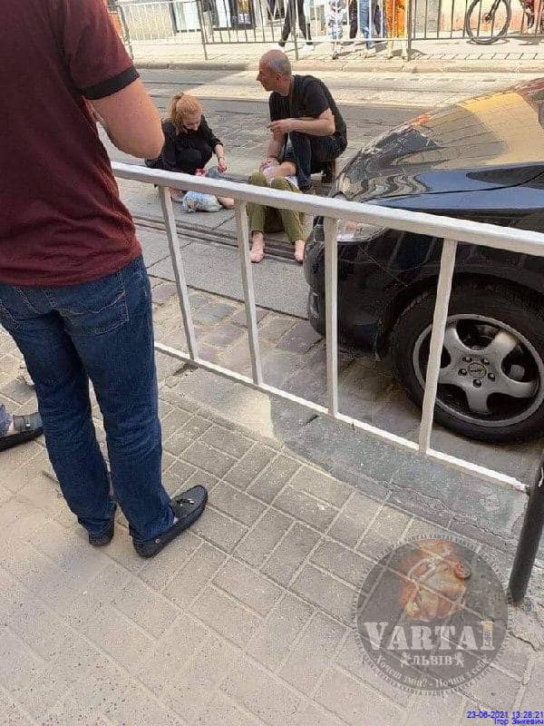 В центрі Львова збили жінку. Фото: Ігор Зінкевич