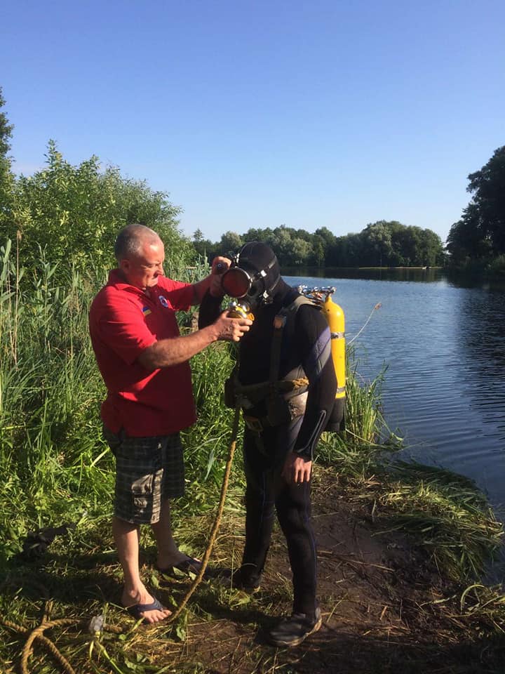 Нічні купання: в озері у Золочеві втопилась 22-річна дівчина фото 1