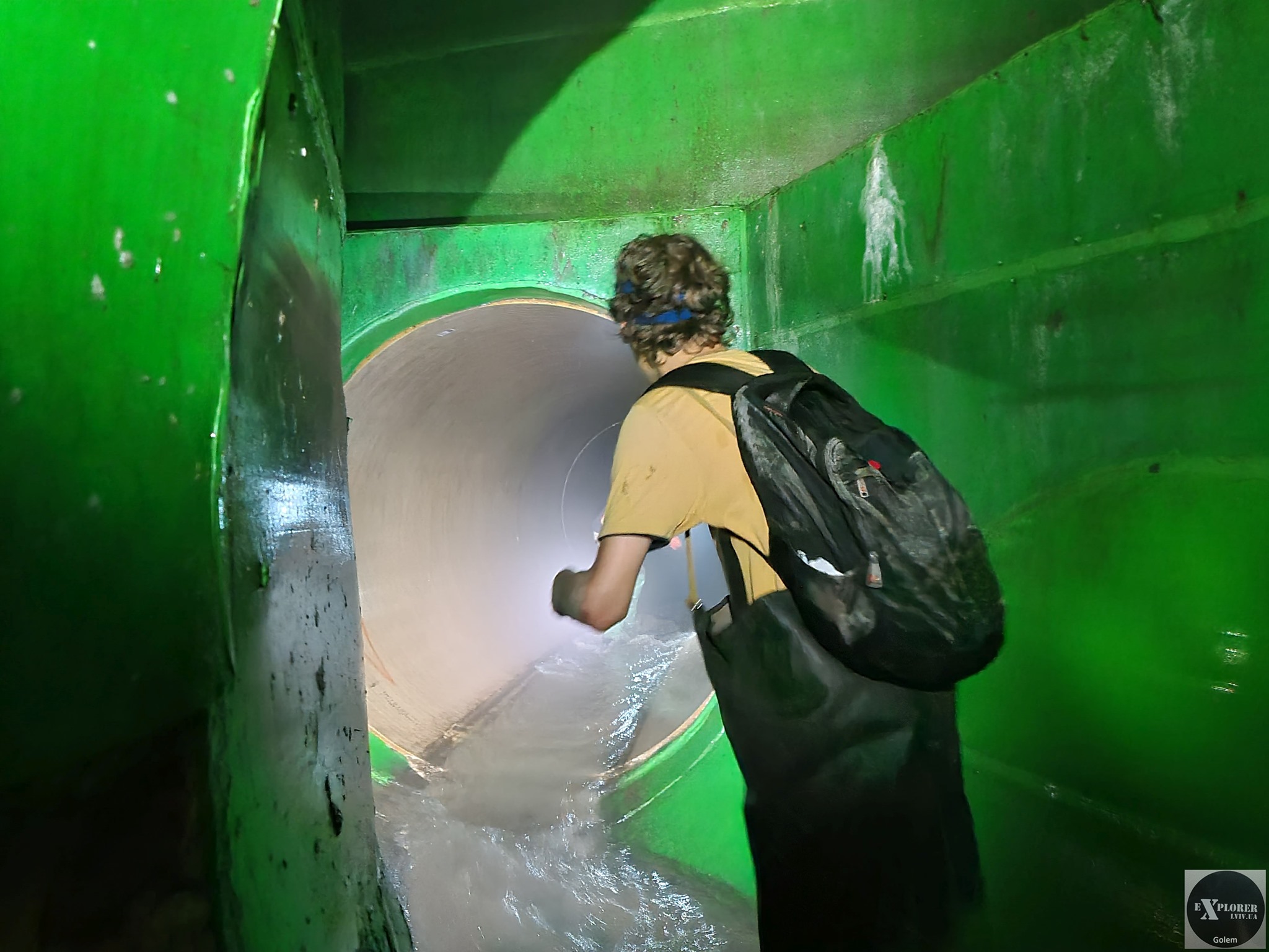 Львівські диґери прогулялися колектором до Личаківського цвинтаря. Фото: Андрій Риштун