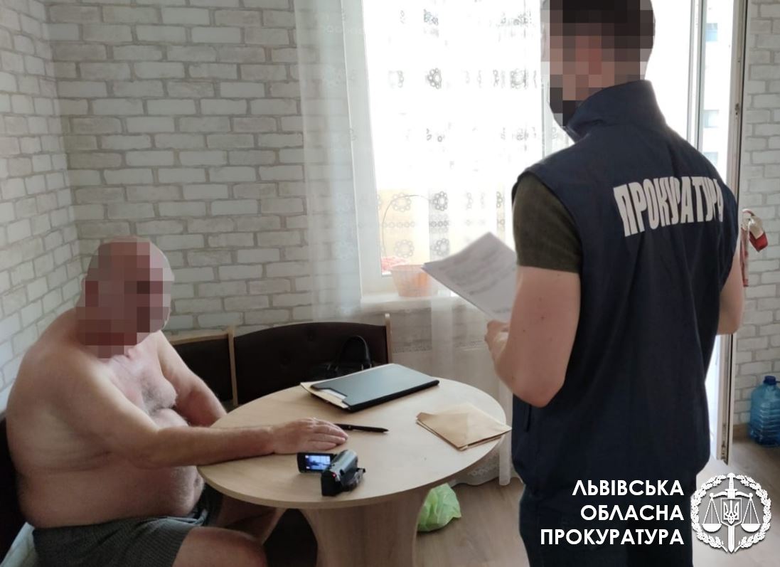 Керівника відділу «Львівської залізниці» впіймали на хабарі. Фото: Прокуратура Львівської області