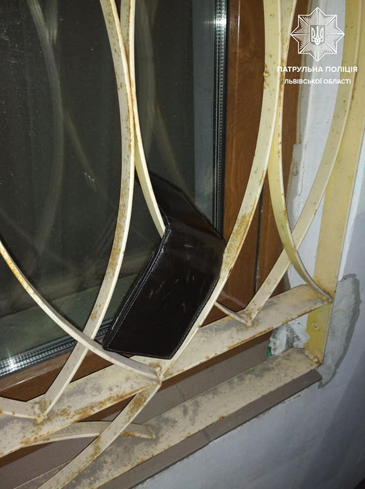 У Львові побили та пограбували п&rsquo;яного іноземця. Фото поліції