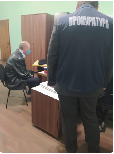 Ексначальника виправної колонії на Хуторівці підозрюють в отриманні хабаря. Фото прокуратури