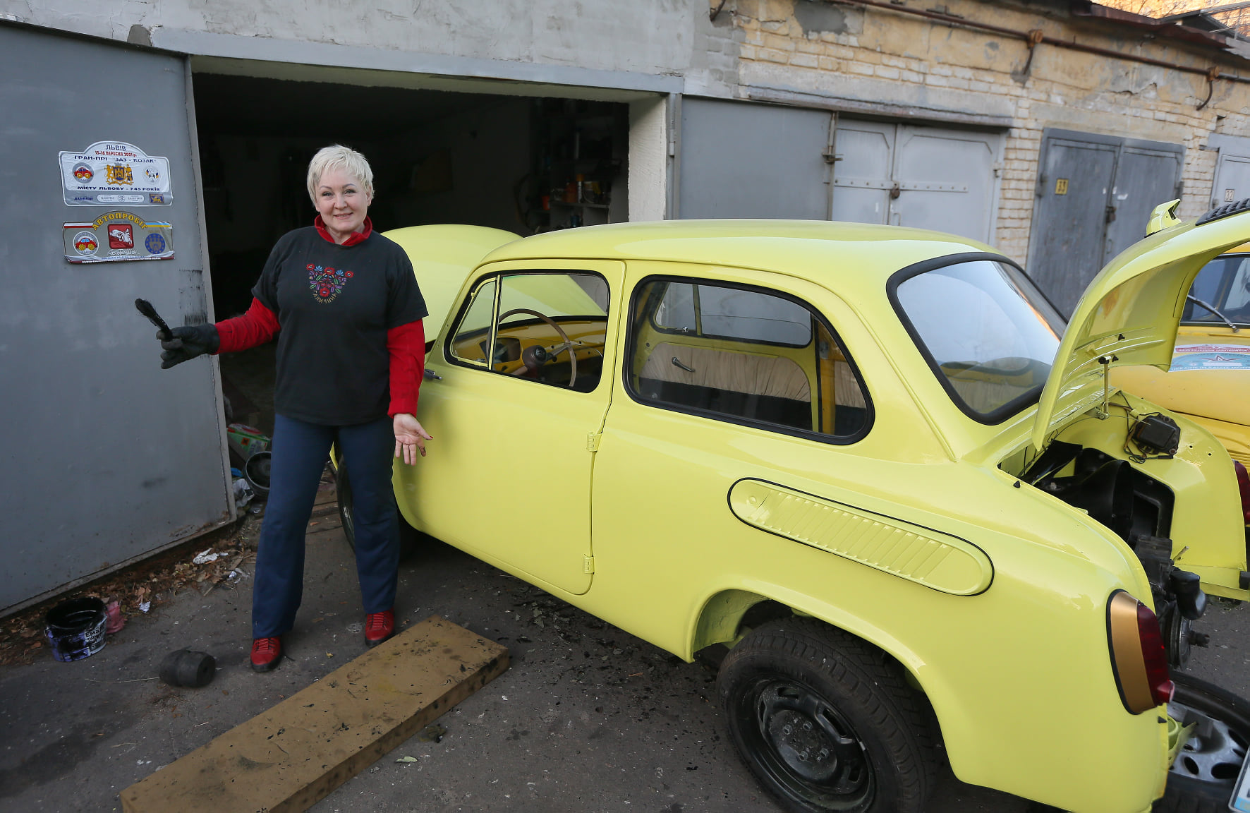 Львівське подружжя на антикварному авто вирушить на ралі у Монте-Карло