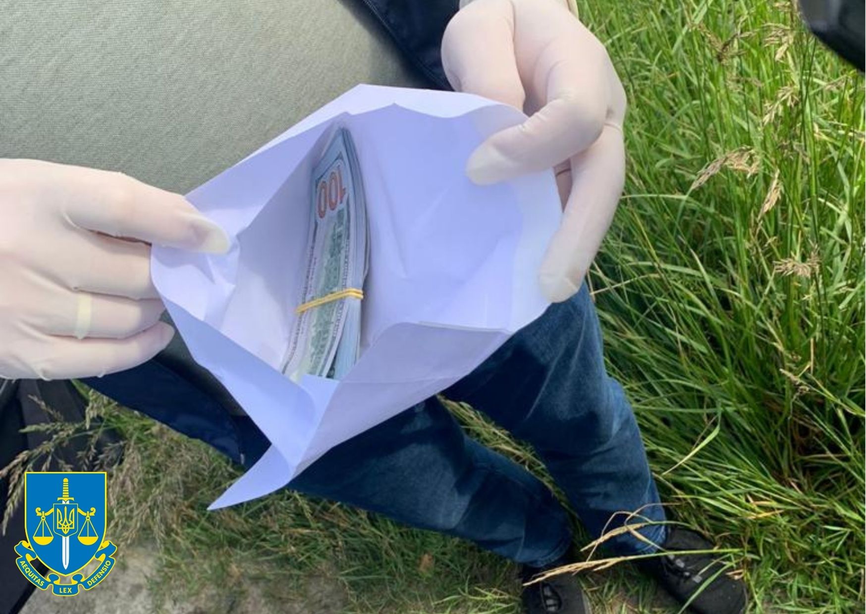 Троє львів'ян організували схему переправлення чоловіків за кордон