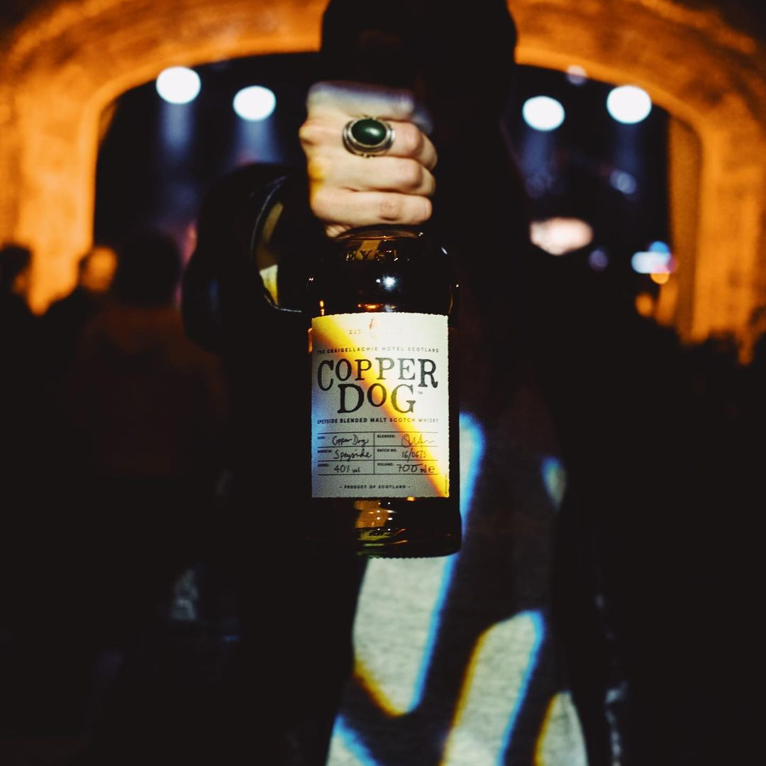 У центрі Львова відкрили незвичайний бар