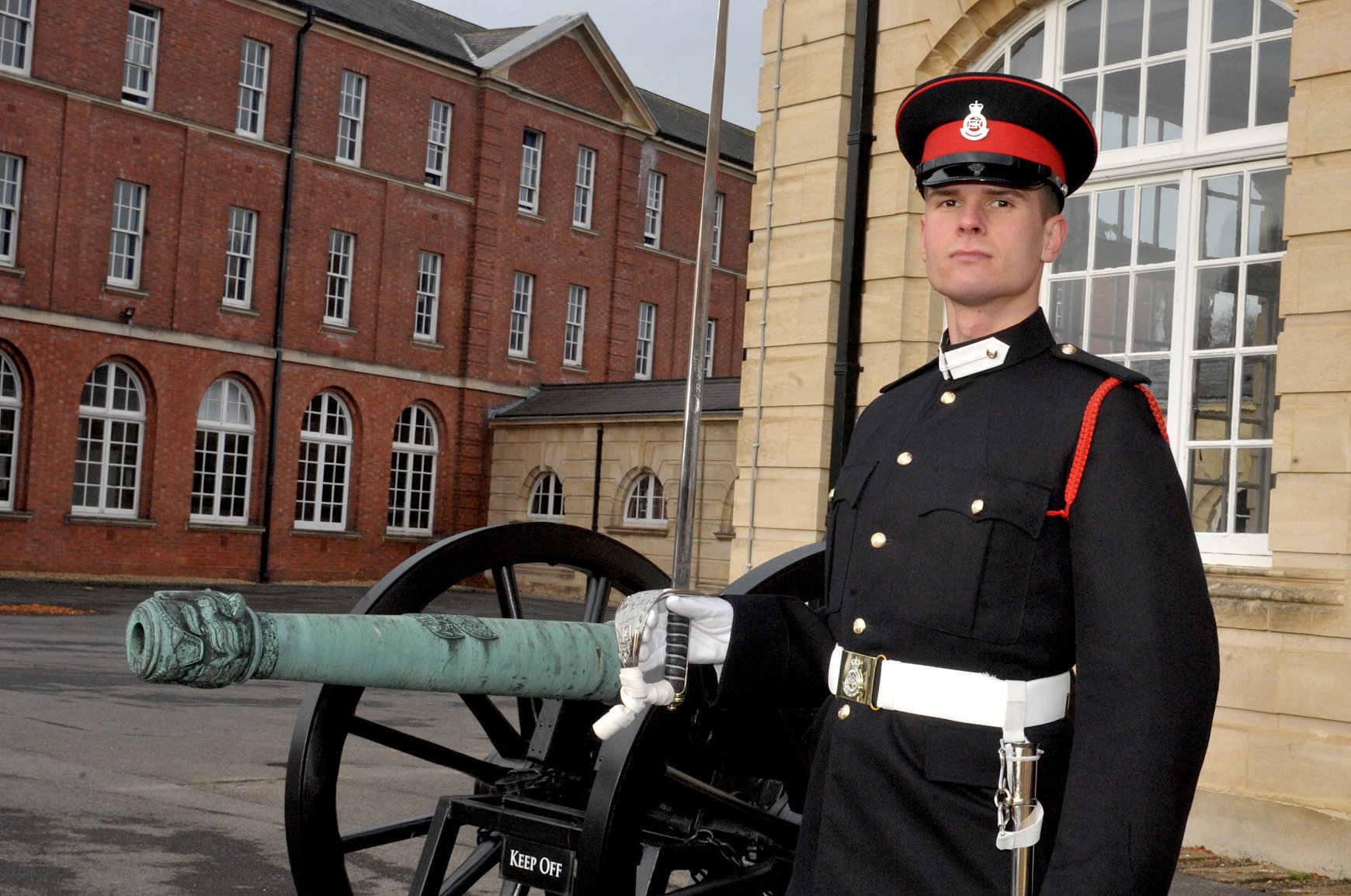 Курсант львівської Академії отримав Міжнародний Меч з рук британської принцеси