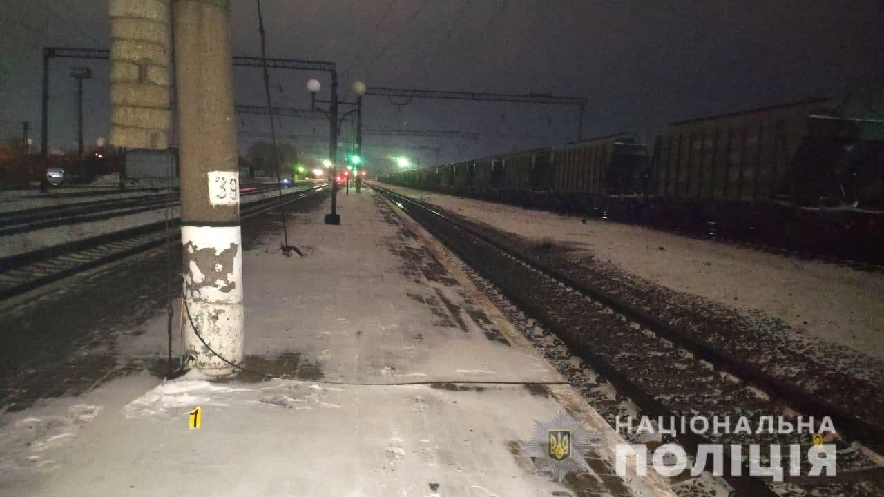 17-річний хлопець кинувся під потяг Львів-Київ