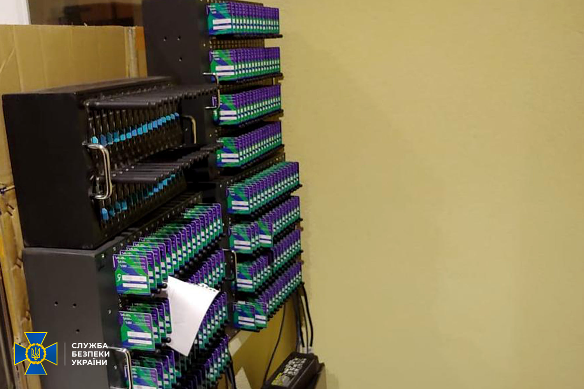 Під кураторством Росії: у Львові викрили ботоферму, яка &laquo;мінувала&raquo; школи та лікарні