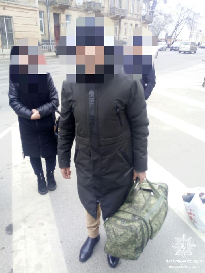 У Львові затримали диверсанта із сумкою в кольорах армії Росії