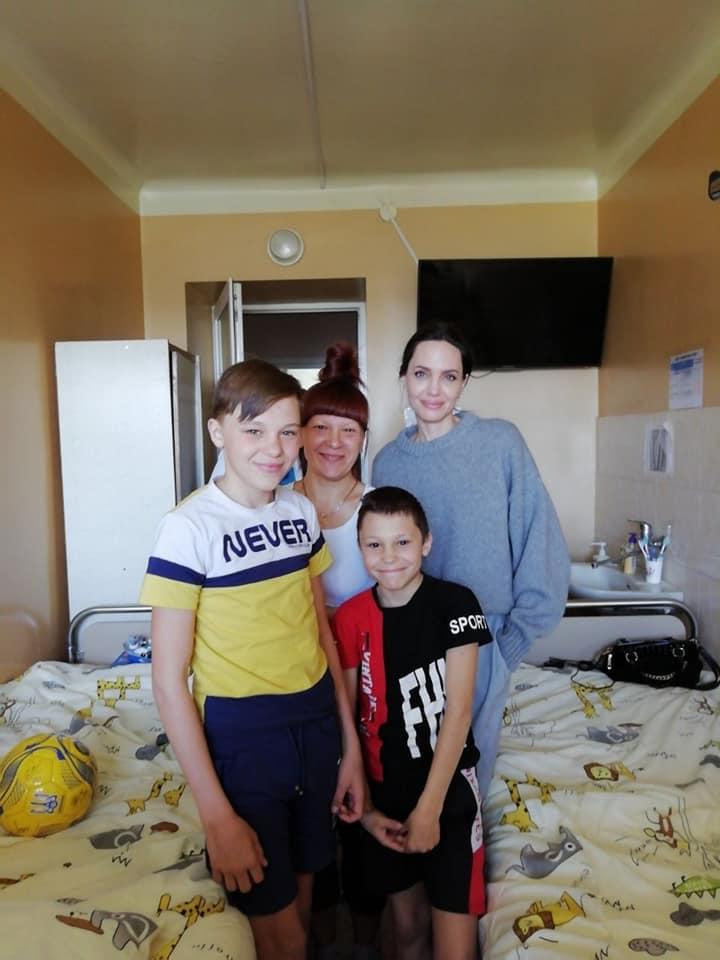 Анджеліна Джолі у Львові: де була і що робила відома голлівудська акторка