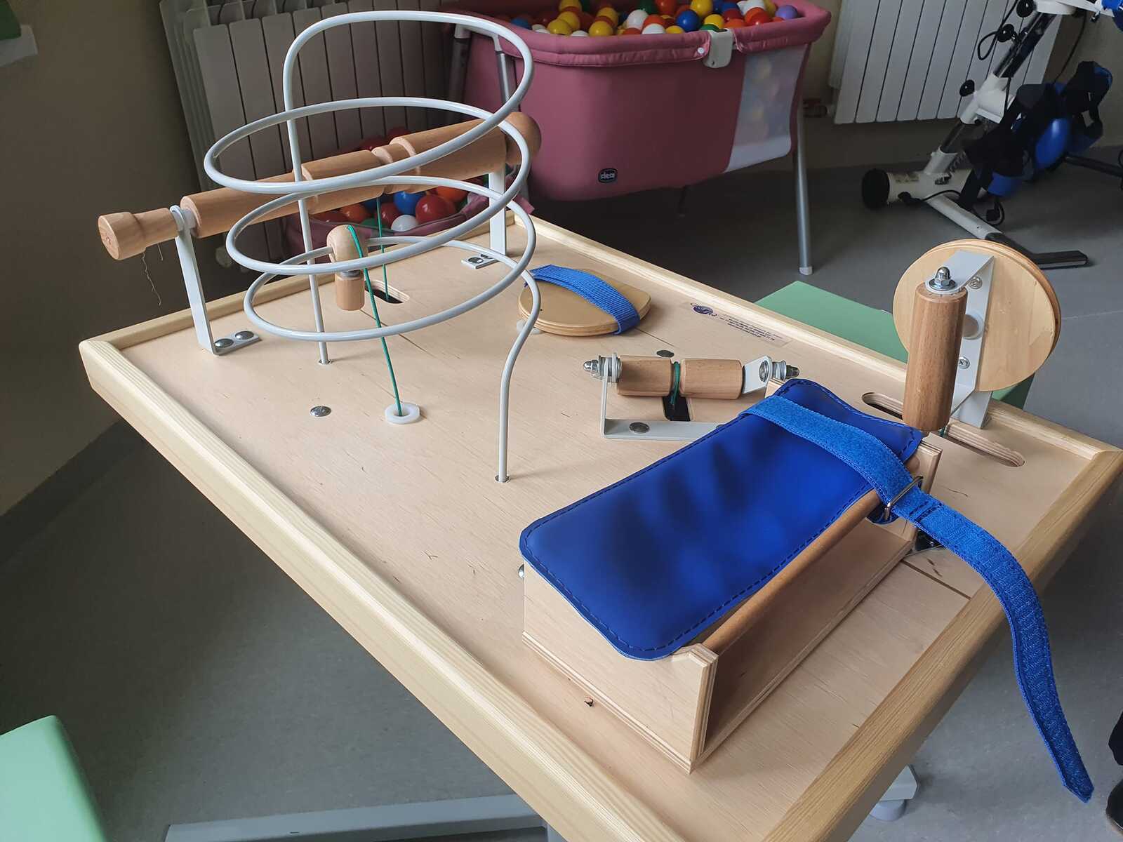 У львівській лікарні відкрили оновлений кабінет дитячої реабілітації