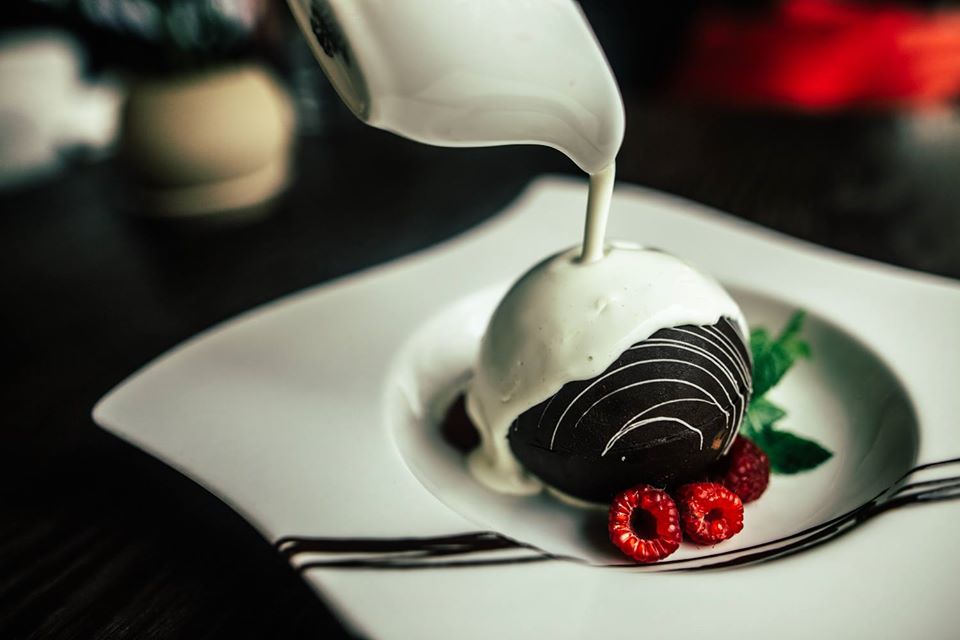 На Шевській відкрили ресторан «Leo». Фото: «Leo»/Facebook