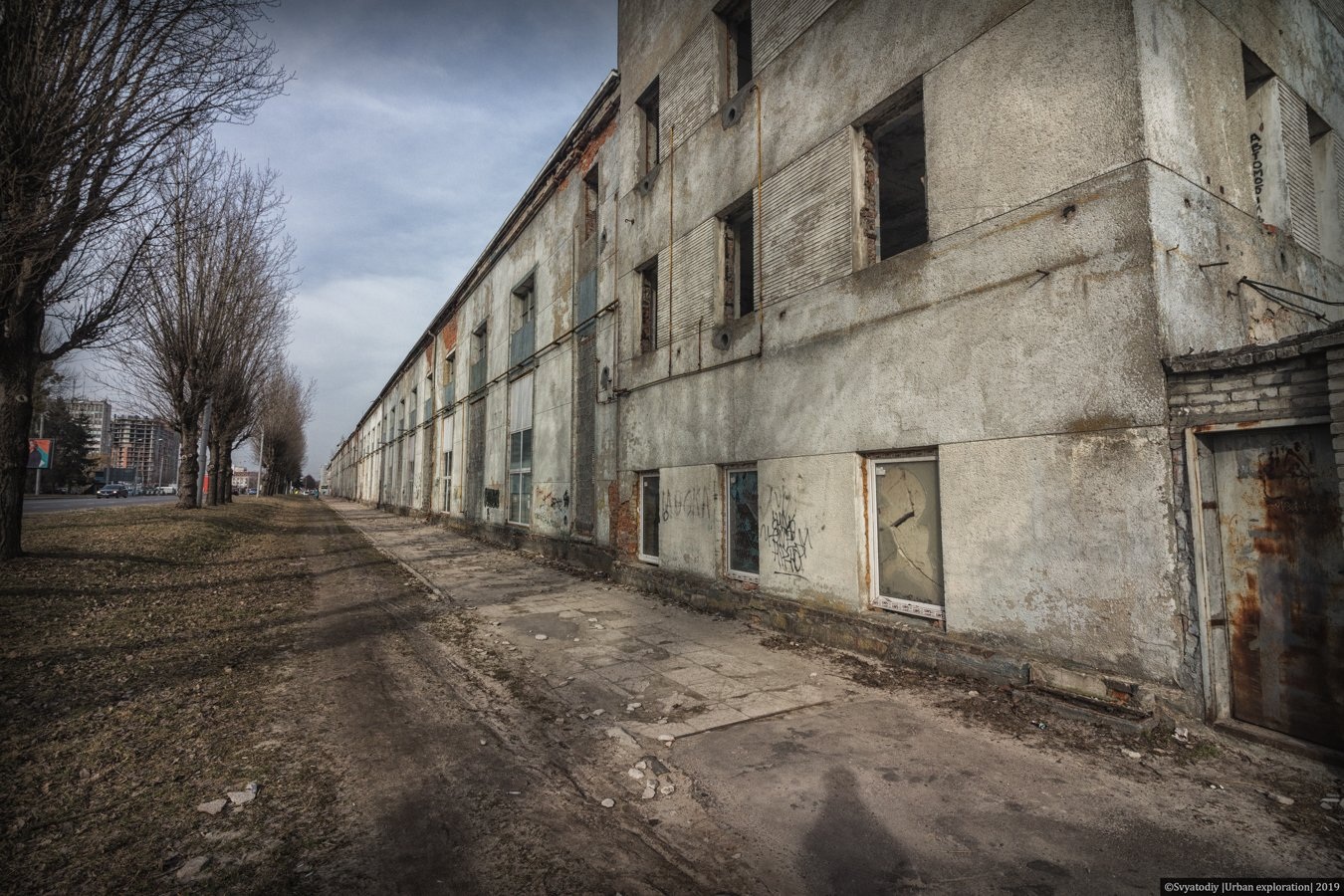 Занедбаний "ЛАЗ". Фото: explorer.lviv.ua
