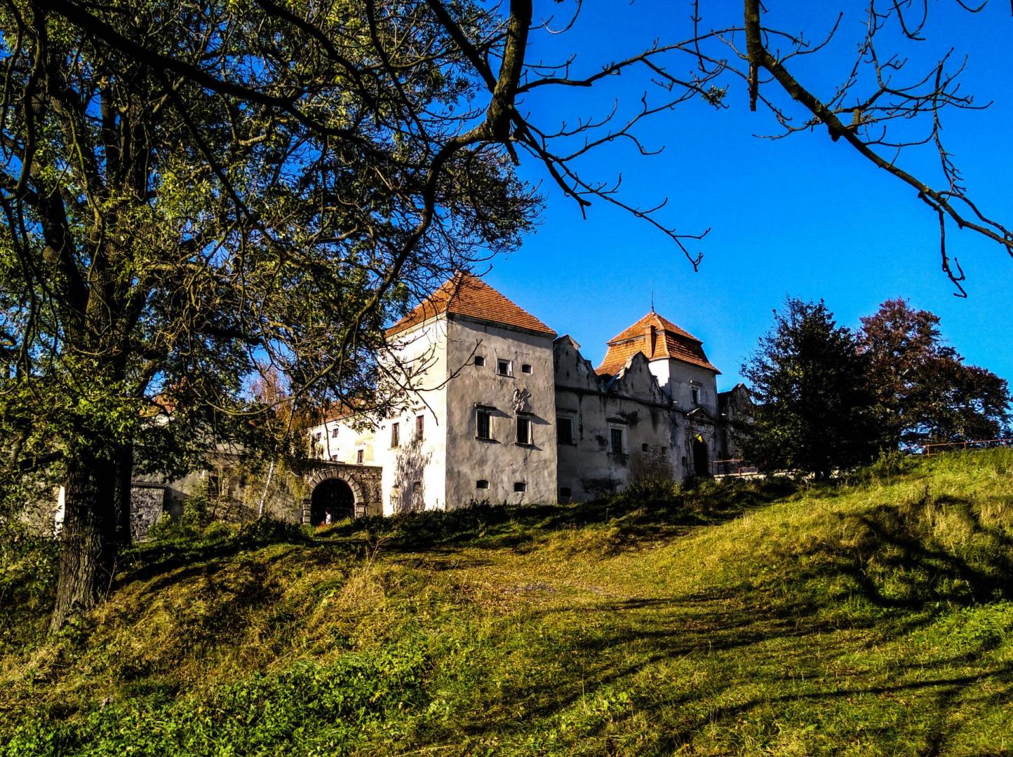 Свірзький замок відкрили для туристів – ціни на екскурсії