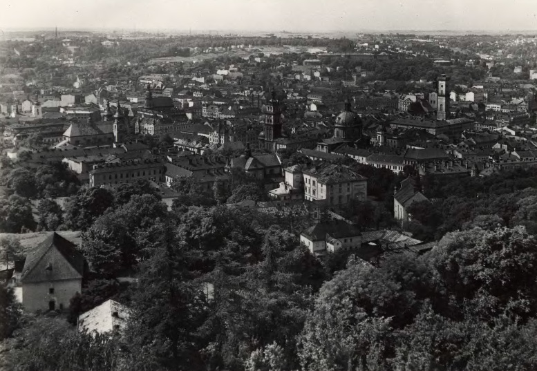 У мережу виклали унікальні фото Львова міжвоєнного часу. Фото: Фотографії старого Львова