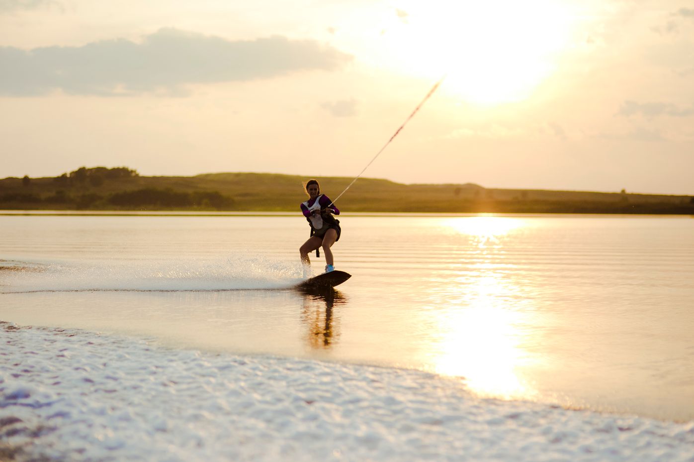 Вейксерф, флайборд, водні лижні: біля Львова запрацював простір активного відпочинку на воді