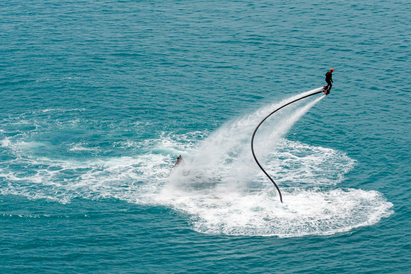 Вейксерф, флайборд, водні лижні: біля Львова запрацював простір активного відпочинку на воді