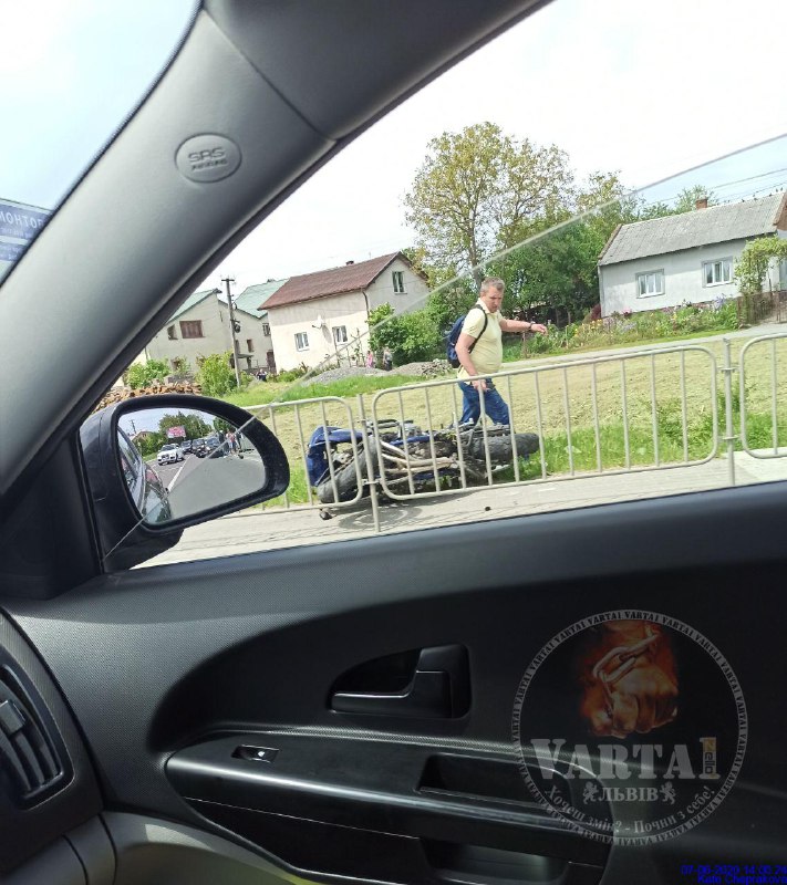 В аварії біля Львова загинув мотоцикліст. Фото: Варта-1