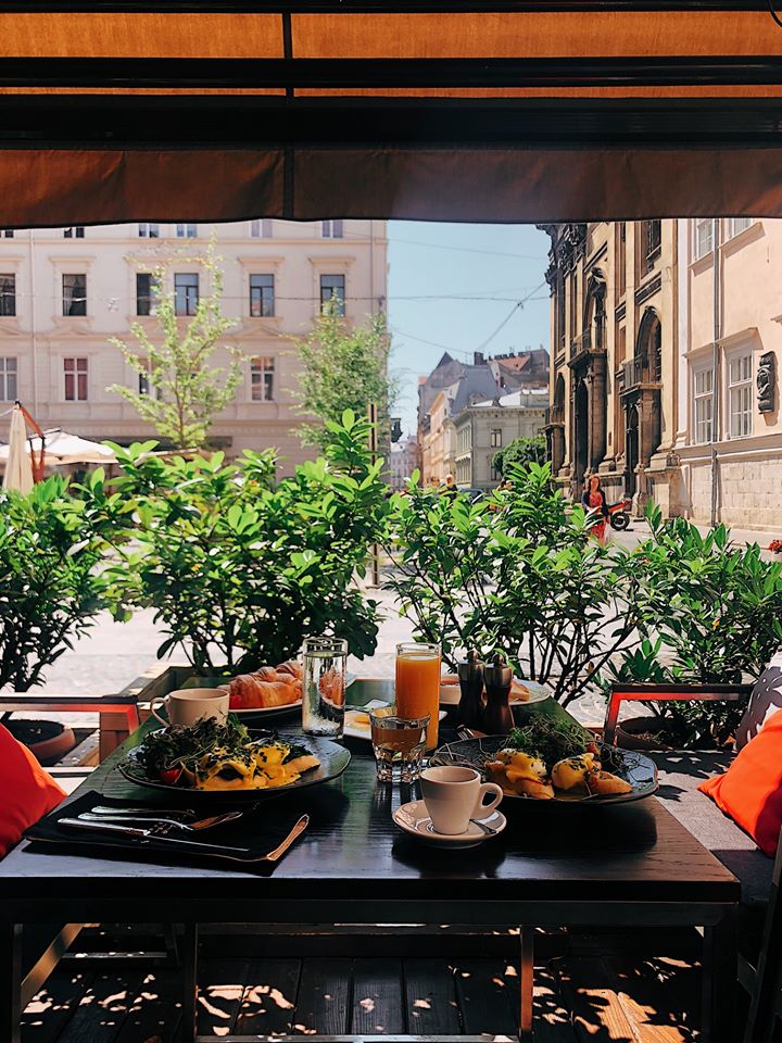 На Шевській відкрили ресторан «Leo». Фото: «Leo»/Facebook