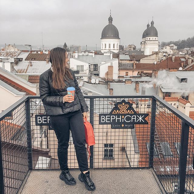 «Вернісаж Lviv mall». Фото: scontent-atl3-1.cdninstagram.com