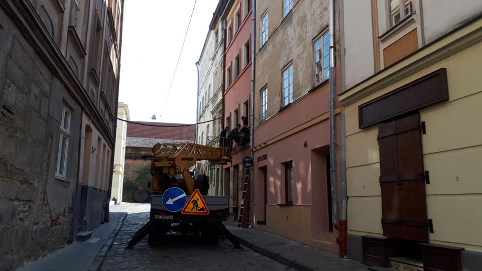 Дракона з "Дому легенд" демонтували. Фото: Руслан Кошів