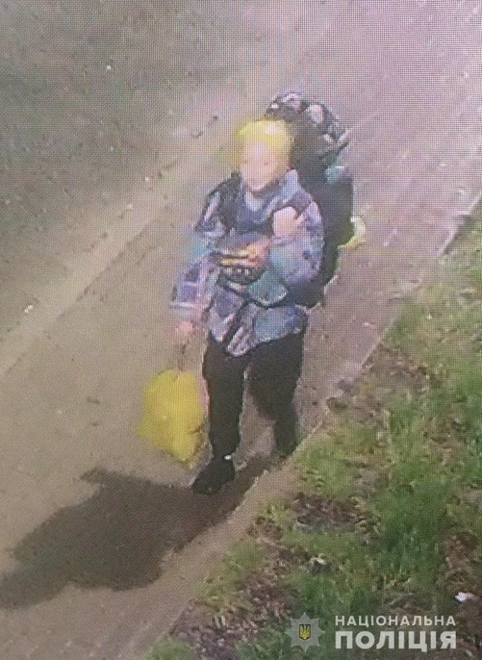 Зникла дівчинка.