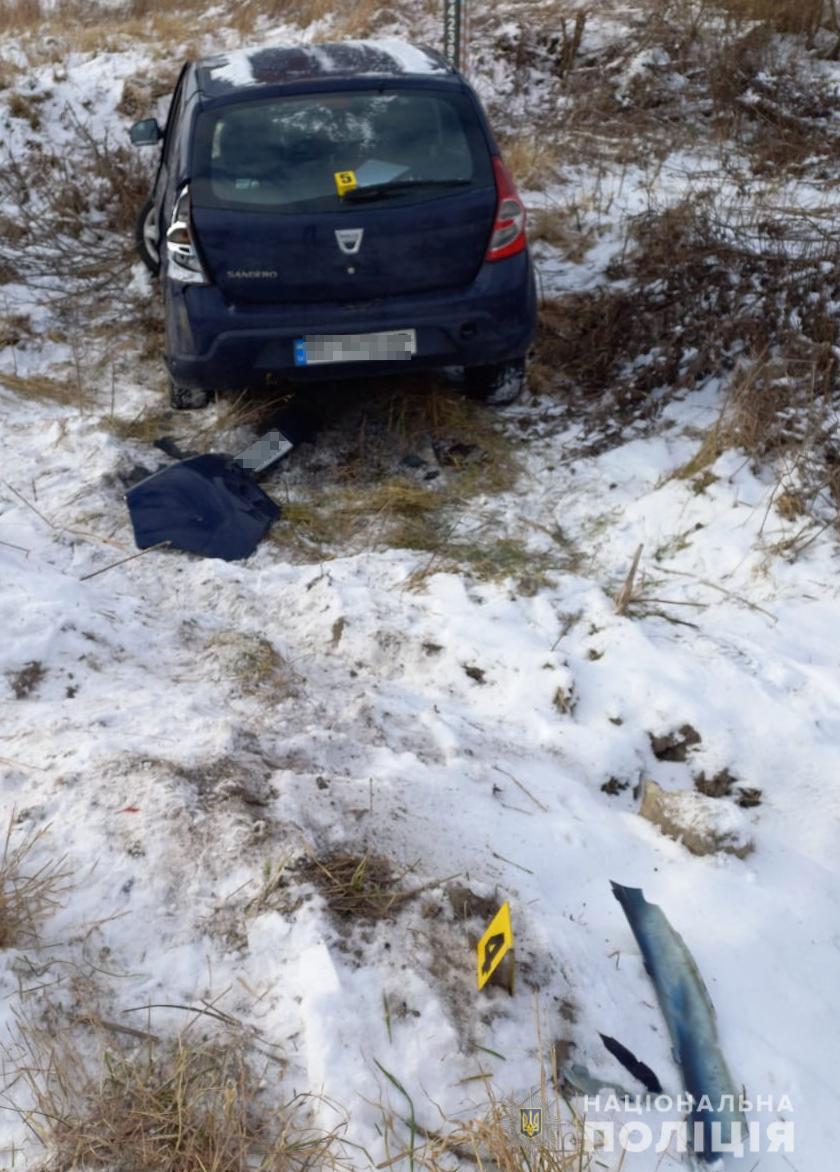 В подвійній автотрощі у Жовкві постраждала жінка