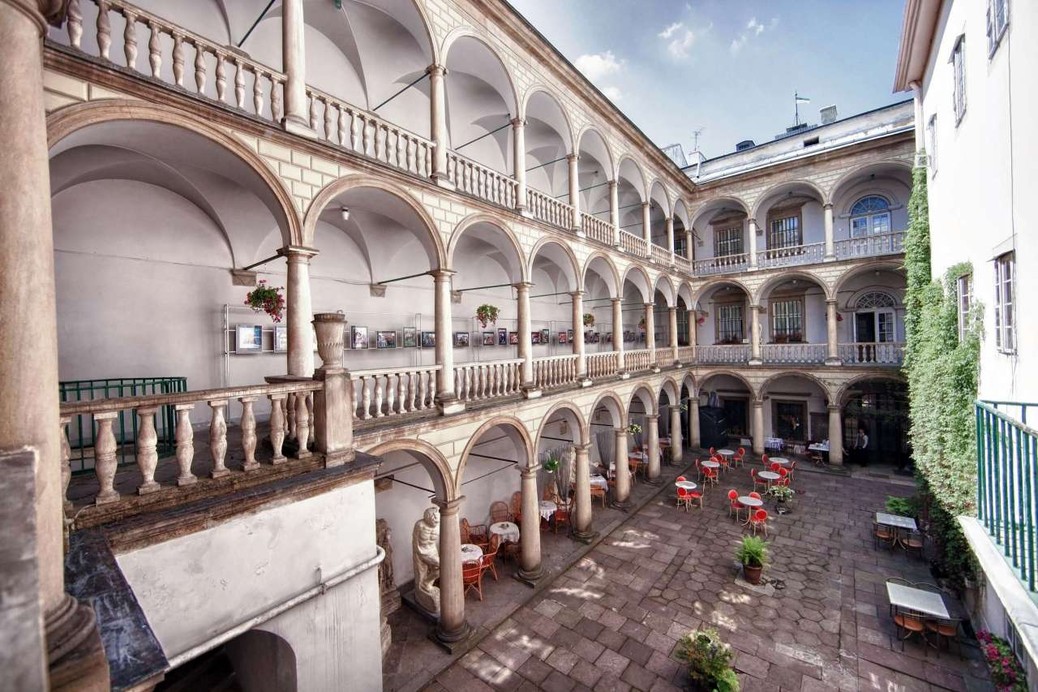 Палац Корнякта