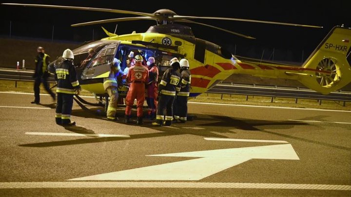 У Польщі потрапив у ДТП автобус із українцями. Фото: PAP/Darek Delmanowicz