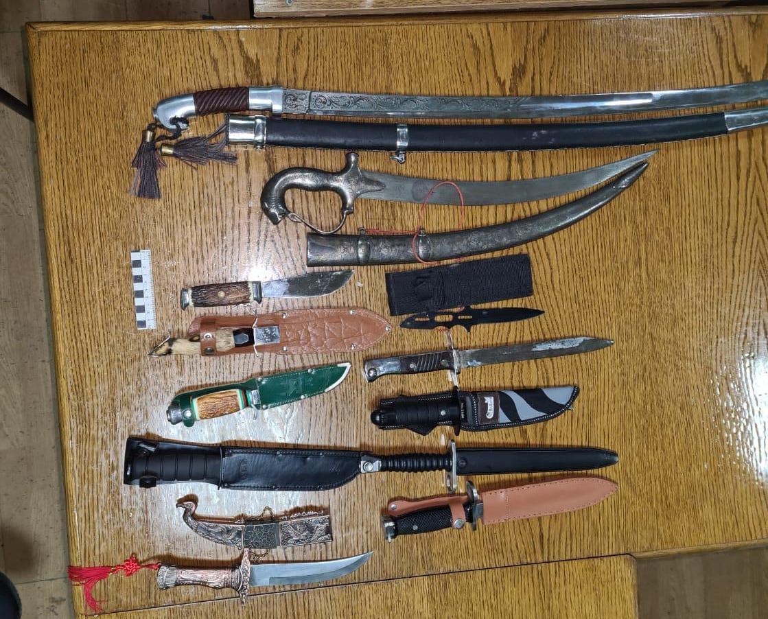 Зброя, наркотики та радянська символіка: на кордоні з Польщею затримали прихильника «русского міра»