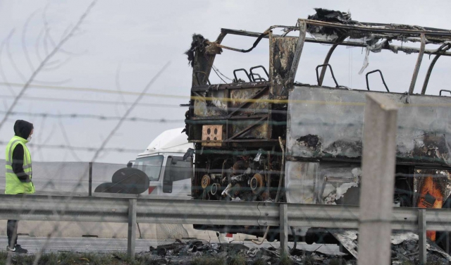 Згорілий автобус. Фото: Mukachevo.net